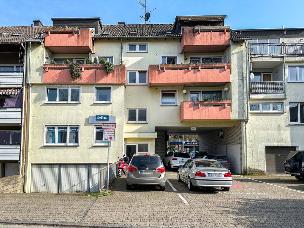 Rückansicht Immobilienangebot - Bochum - Alle - Gepflegte Etagenwohnung in beliebter Lage
von Hofstede