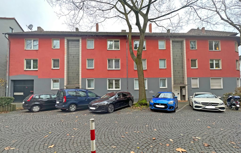 Vorderansicht Immobilienangebot - Bochum - Alle - Vier auf einen Streich-Ihr starkes Investment
in Hamme