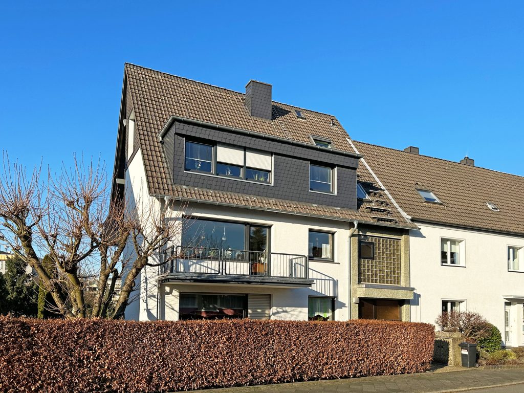 Ansicht Immobilienangebot - Bochum - Alle - VERKAUFT *** Gefragte Lage mit Balkon
in Stiepel