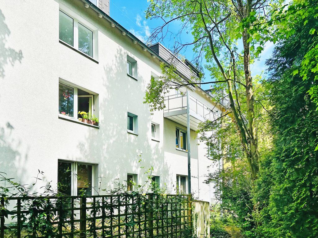 Rückansicht mit Balkon Immobilienangebot - Bochum - Alle - Urbanes Wohnen in Toplage
in Ehrenfeld