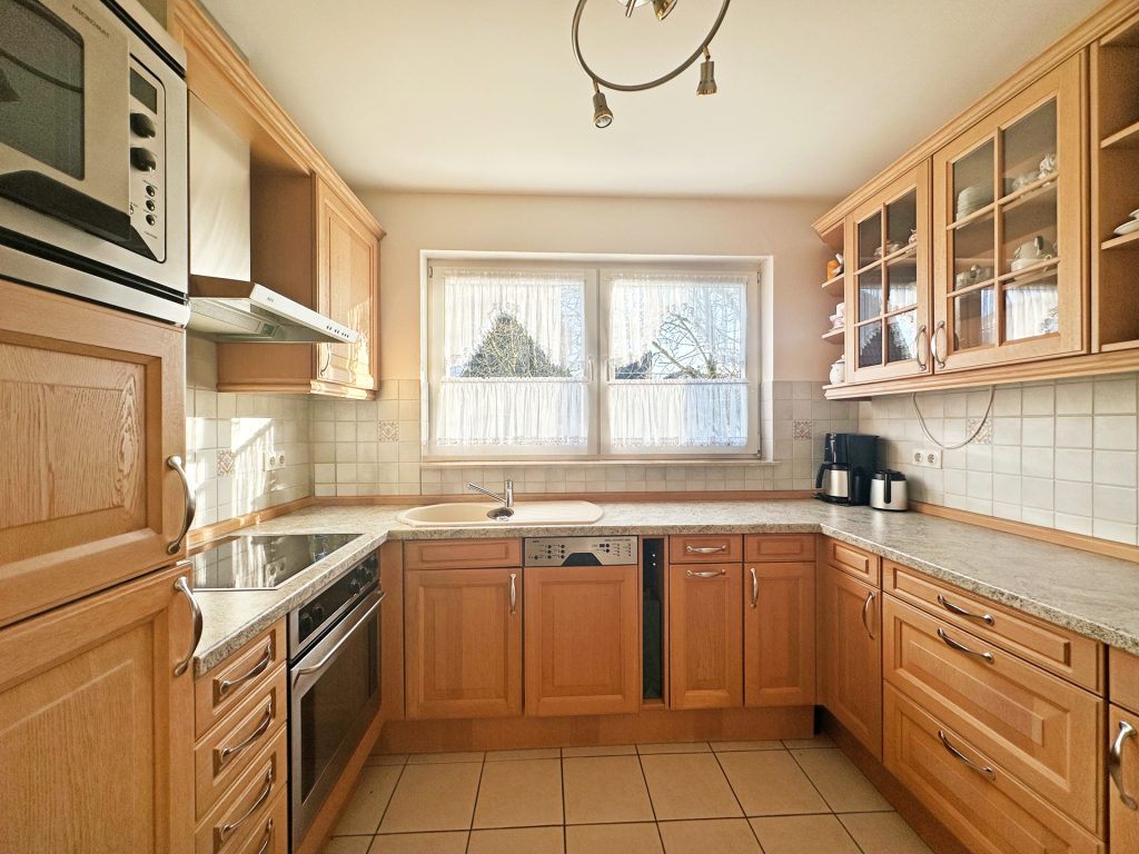 Küche Immobilienangebot - Bochum - Alle - Wohnwert LAGE
Viel Wohnkomfort mit 2 Balkonen
in Stiepel