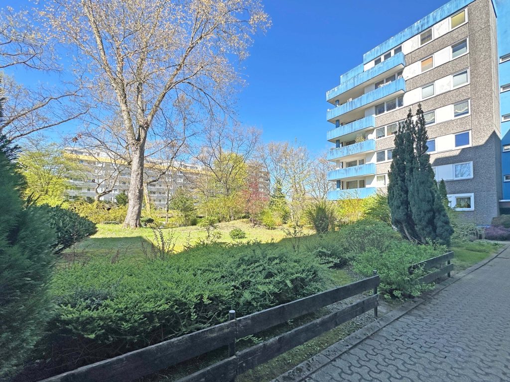 Ansicht Immobilienangebot - Bochum - Alle - Top-Kapitalanlage mit Aufzug
und zwei Balkonen in Querenburg