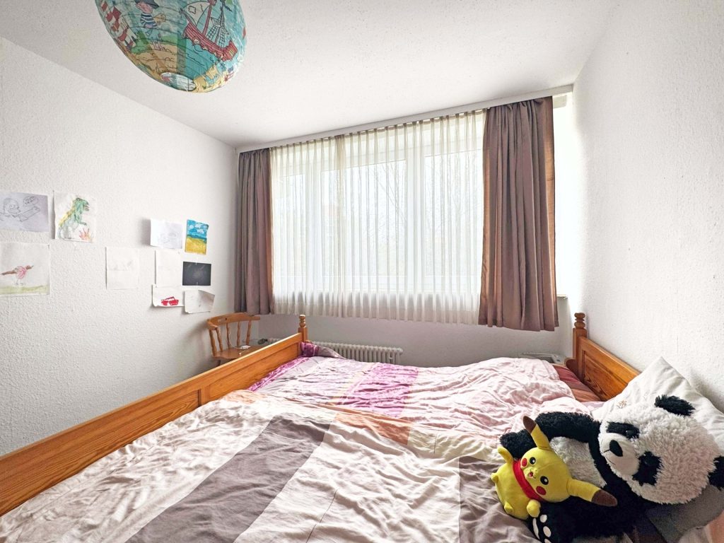 Schlafzimmer Immobilienangebot - Bochum - Alle - Top-Kapitalanlage mit Aufzug
und zwei Balkonen in Querenburg