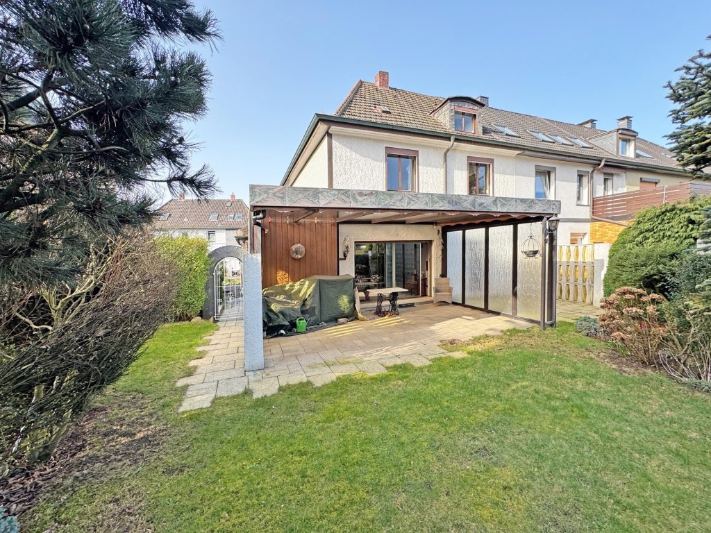 Rückansicht Immobilienangebot - Bochum - Alle - Raum für Kreativität und Visionen
in Hamme