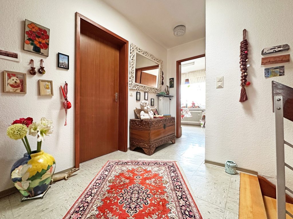 Flurbereich Obergeschoss Immobilienangebot - Bochum - Alle - Familienglück: Ein Zuhause voller
Möglichkeiten in Linden