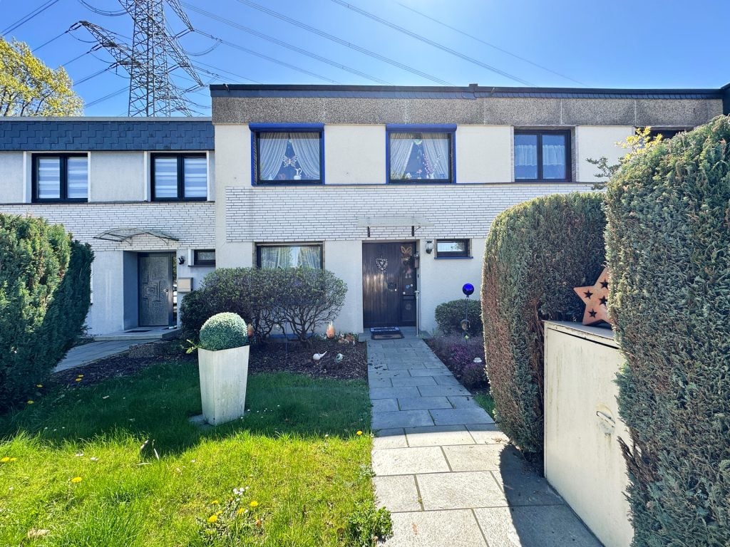 Außenansicht Immobilienangebot - Bochum - Alle - Familienglück: Ein Zuhause voller
Möglichkeiten in Linden