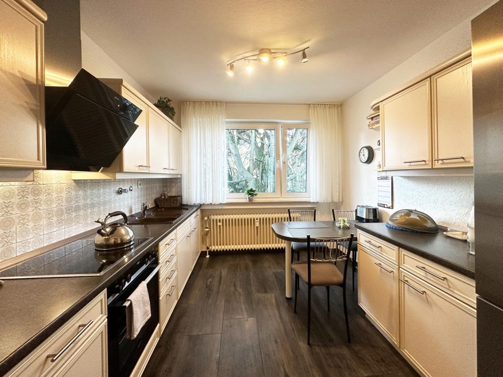 Küche mit Essplatz Immobilienangebot - Bochum - Alle - Wohnen mit Stil – ein Platz zum Verlieben
in Hiltrop