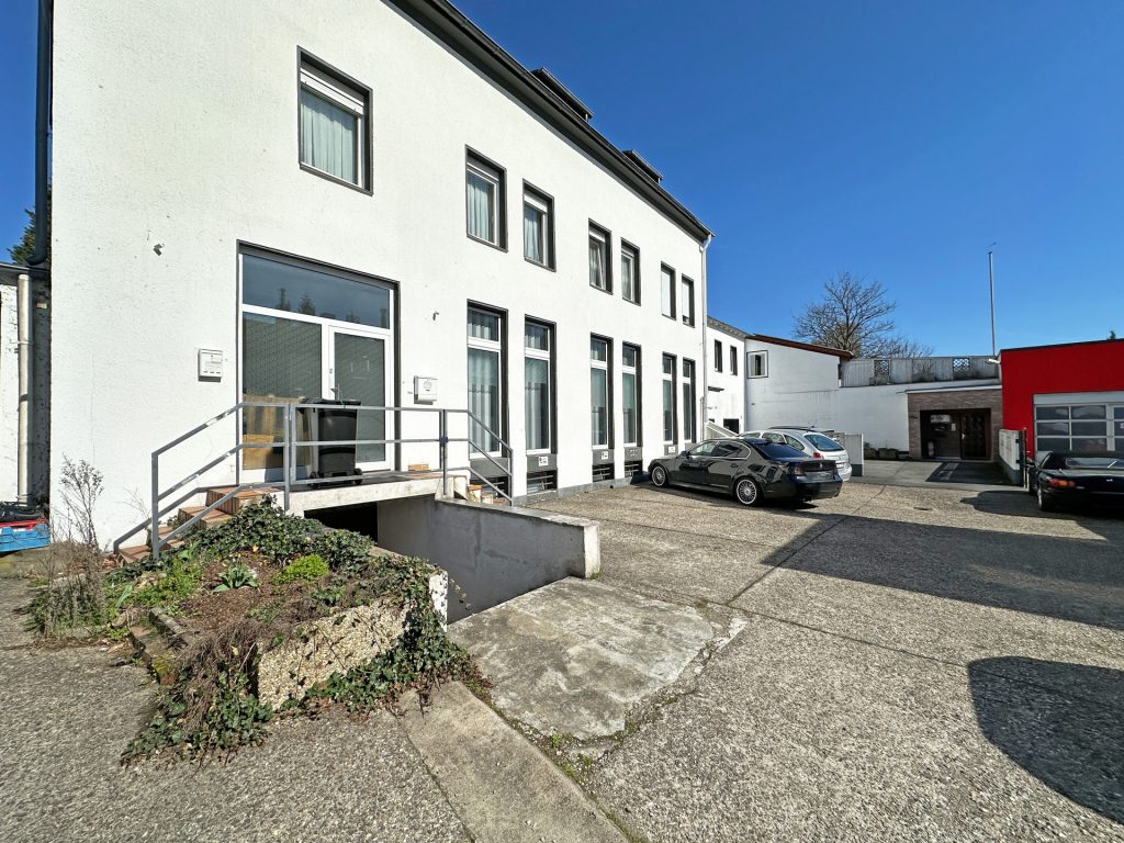 Immobilienangebot - Bochum - Alle - Solide Kapitalanlage: Lagerfläche im Teileigentum in Leithe