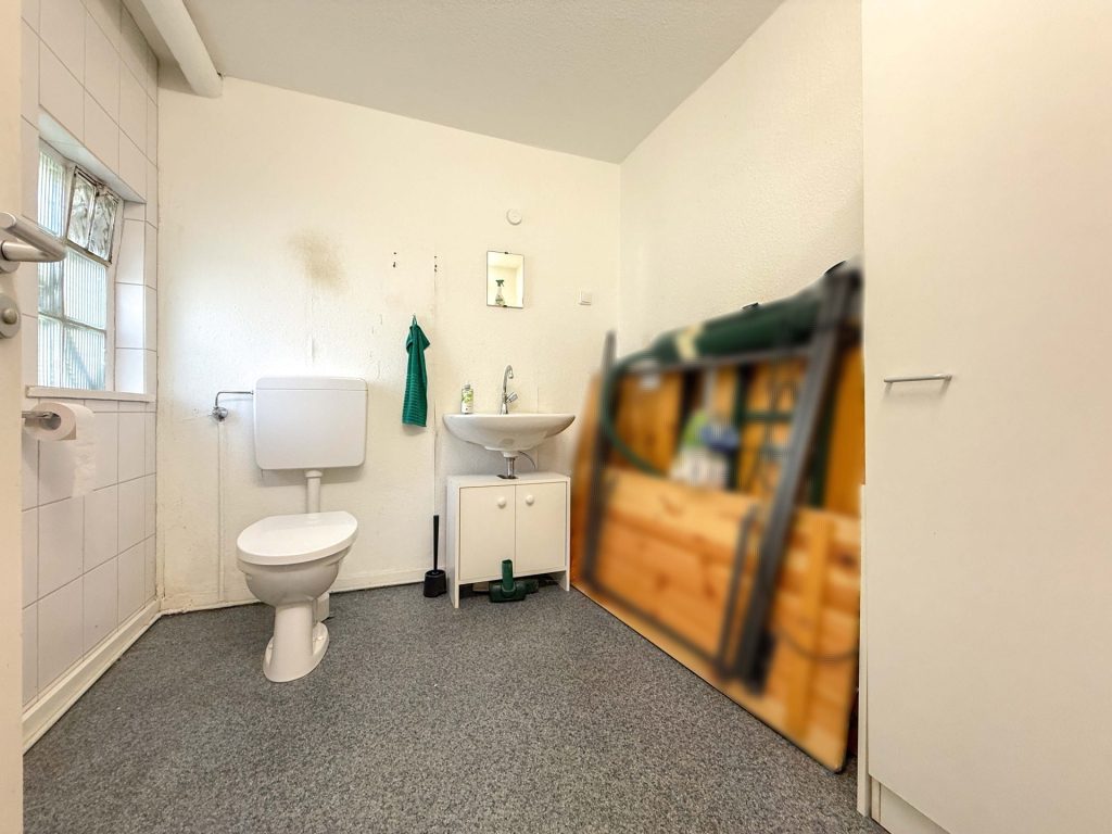 Immobilienangebot - Bochum - Alle - Solide Kapitalanlage: Lagerfläche im Teileigentum in Leithe