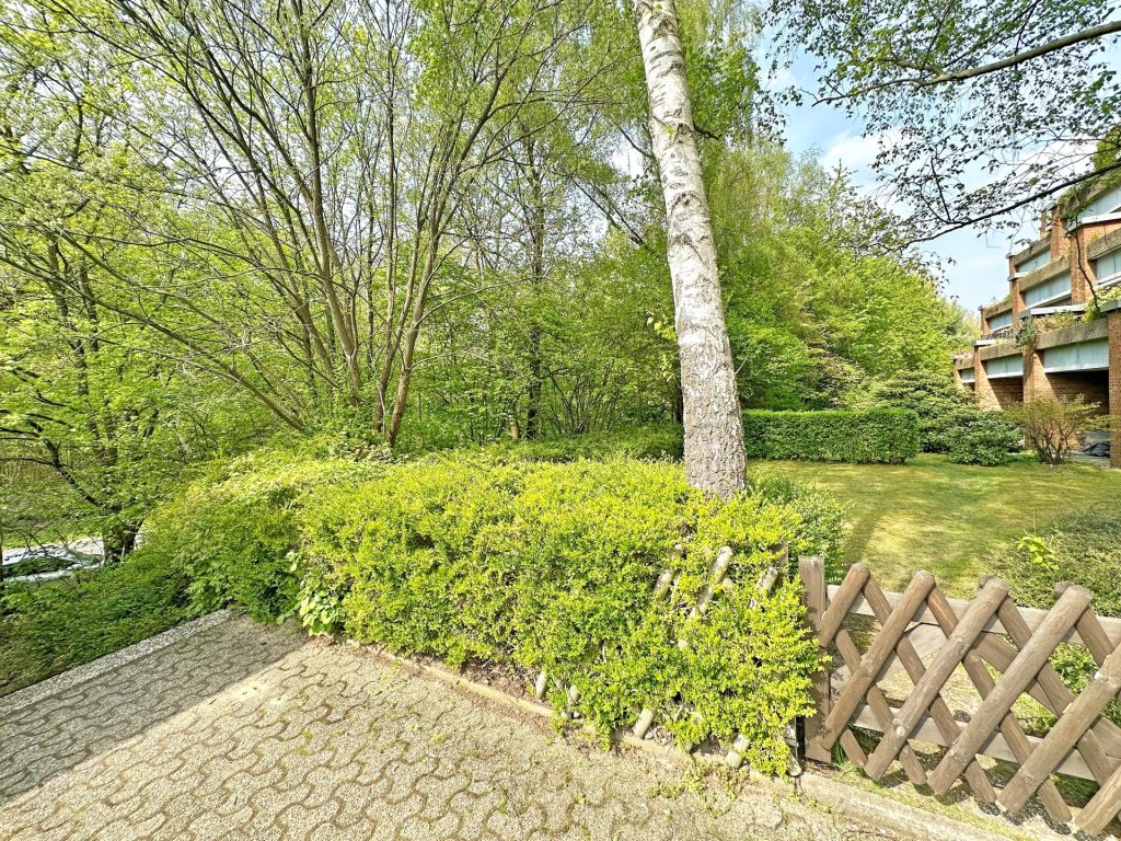 Seitenansicht Gemeinschaftsgartenfläche Immobilienangebot - Bochum - Alle - Clever investieren – langfristig profitieren
in Querenburg