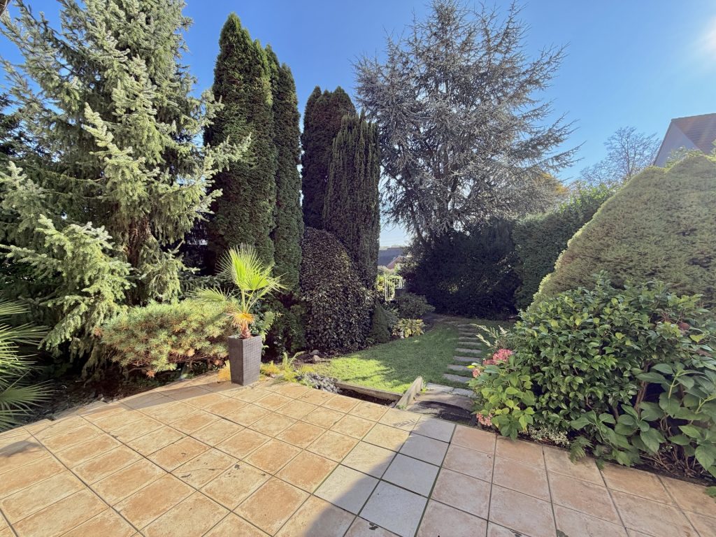 Terrasse mit Süd-Ost-Ausrichtung Immobilienangebot - Bochum - Alle - Sonnige Aussichten für Ihre Familie
in Oberdahlhausen