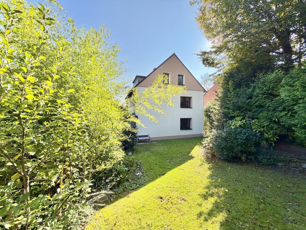 Hinterer Garten Immobilienangebot - Bochum - Alle - Sonnige Aussichten für Ihre Familie
in Oberdahlhausen