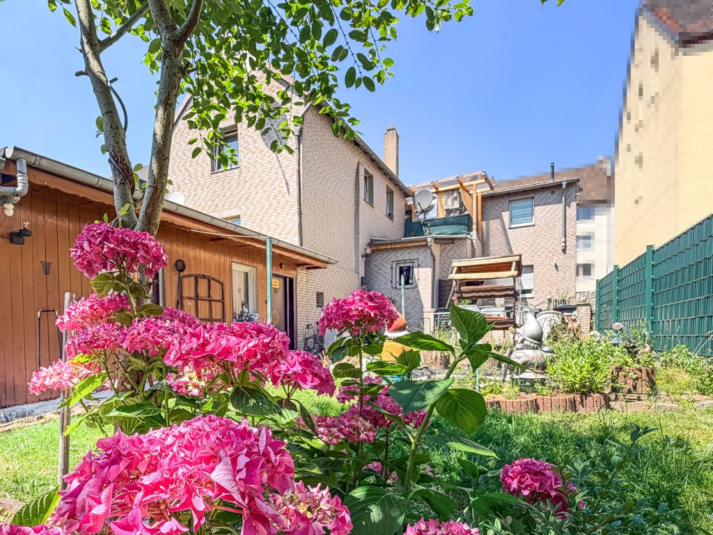 weitere Hinteranischt Immobilienangebot - Bochum - Alle - Idealer Einstieg:
Mehrfamilienhaus als Kapitalanlage in Wattenscheid