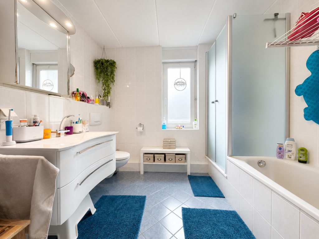 Badezimmer Immobilienangebot - Herne - Alle - Familienglück direkt am Kunstwald
in gefragter Lage von Herne