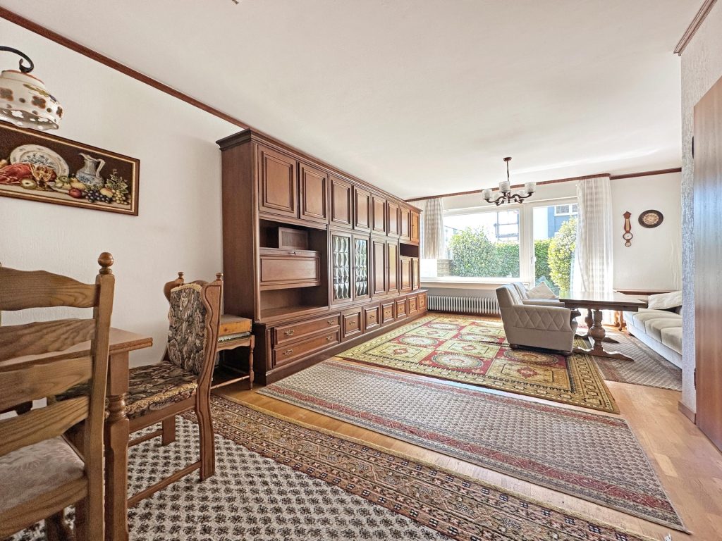 Wohn- Esszimmer Immobilienangebot - Bochum - Alle - Charmantes Reihenmittelhaus in guter Lage
von Hofstede