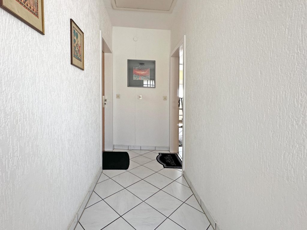 Hausflur Obergeschoss Immobilienangebot - Bochum - Alle - Platz für die ganze Familie
in Höntrop