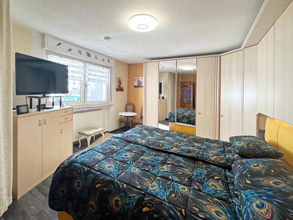Schlafzimmer Erdgeschoss Immobilienangebot - Bochum - Alle - Platz für die ganze Familie
in Höntrop