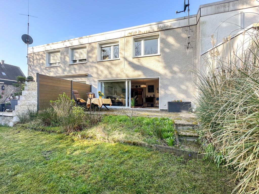 Rückansicht Immobilienangebot - Bochum - Alle - Ihr neues Zuhause wartet schon auf Sie
in Höntrop