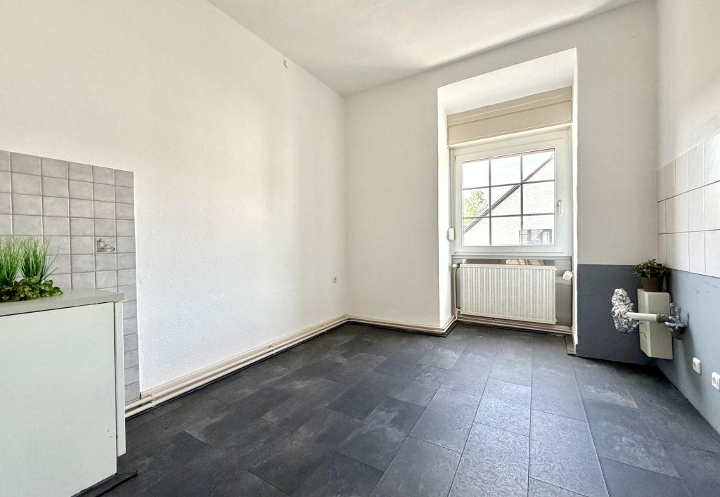 Küche im Dachgeschoss Immobilienangebot - Hattingen - Alle - Wo Wohnträume Wirklichkeit werden
in Hattingen (Grenze Bochum-Linden)