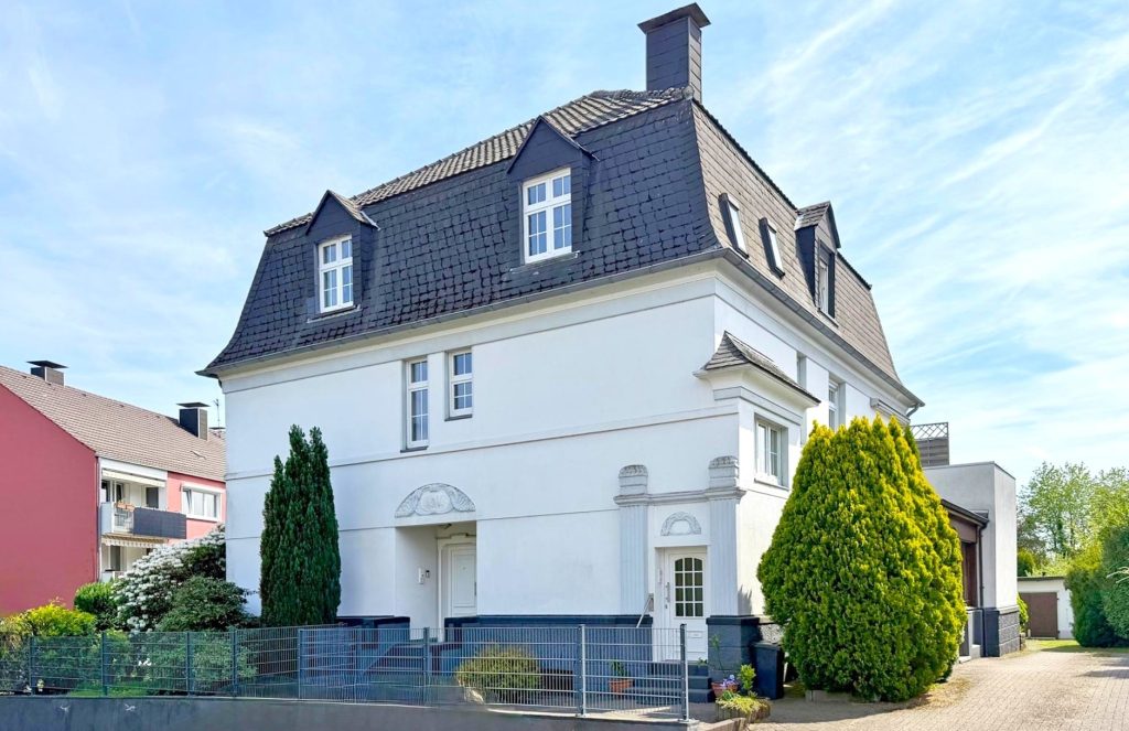 Freistehender Altbau Immobilienangebot - Hattingen - Alle - Wo Wohnträume Wirklichkeit werden
in Hattingen (Grenze Bochum-Linden)