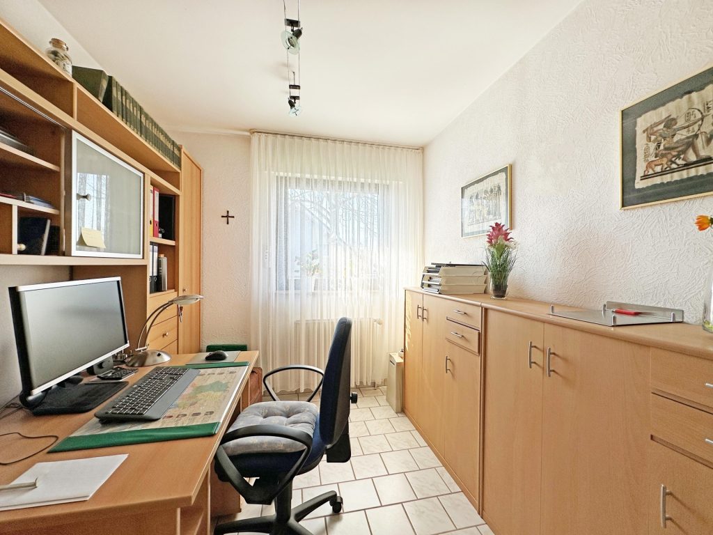 Arbeitszimmer Immobilienangebot - Bochum - Alle - Ein Ort zum Ankommen: Zweifamilienhaus
in Langendreer