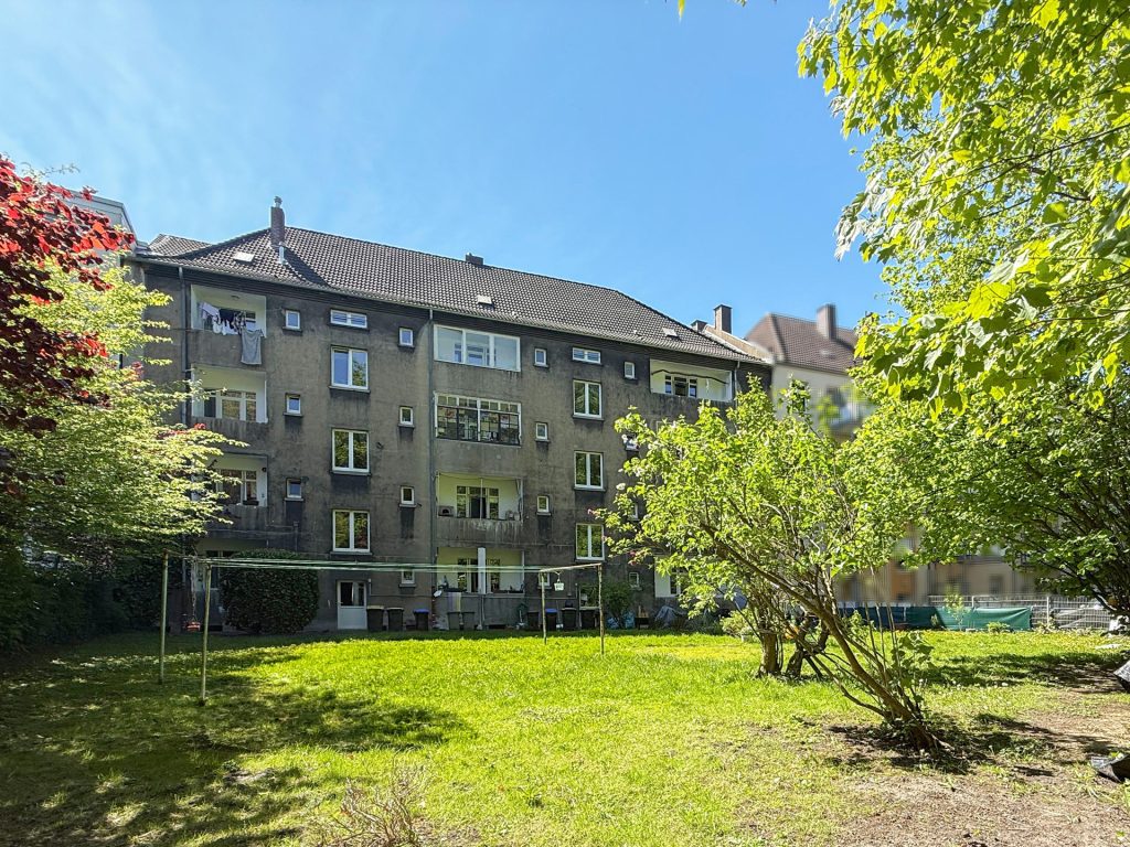 weitere Hinteransicht Immobilienangebot - Herne - Alle - Kapitalanlage im Doppelpack:
12 Wohnungen mit Loggien in Herne-Baukau