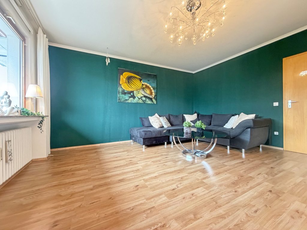 Wohn-/Esszimmer Obergeschoss Immobilienangebot - Bochum - Alle - Wohntraum mit Einliegerwohnung
in Höntrop