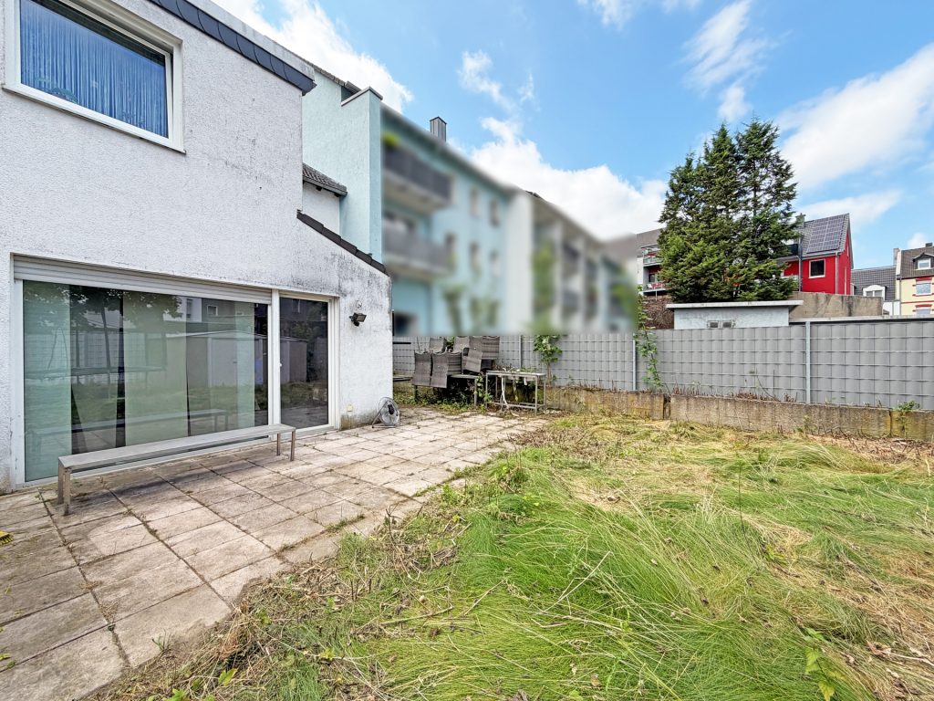 Außenansicht/Gartenbereich Immobilienangebot - Bochum - Alle - Erdgeschosswohnung mit Gartennutzung
in Werne