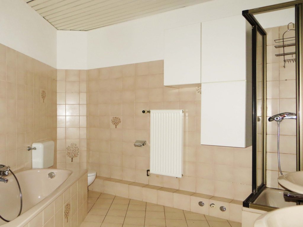 Badezimmer Immobilienangebot - Bochum - Alle - Eine Investition mit Potenzial
in Bochum-Wattenscheid