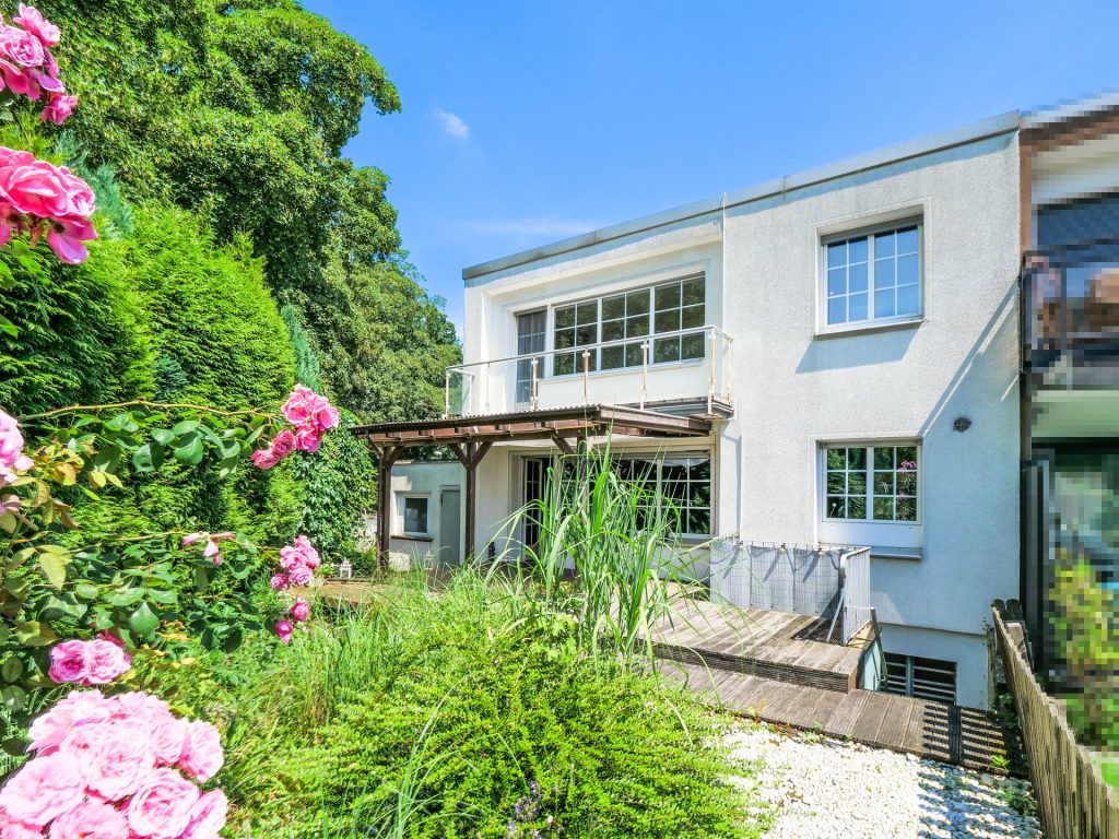 Rückseitenansicht Immobilienangebot - Bochum - Alle - Ein Zuhause für Ihre Familie
in Hiltrop