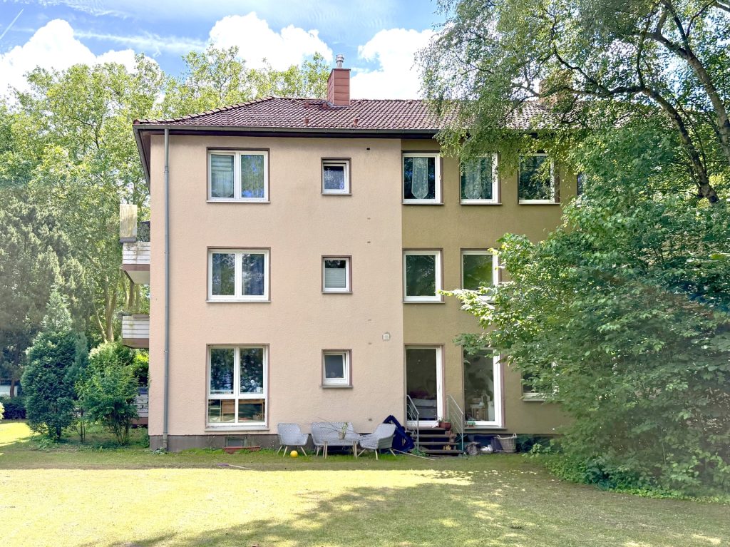 Rückseitenansicht Immobilienangebot - Bochum - Alle - Zwei auf einen Streich - Attraktive Kapitalanlage
in Wiemelhausen