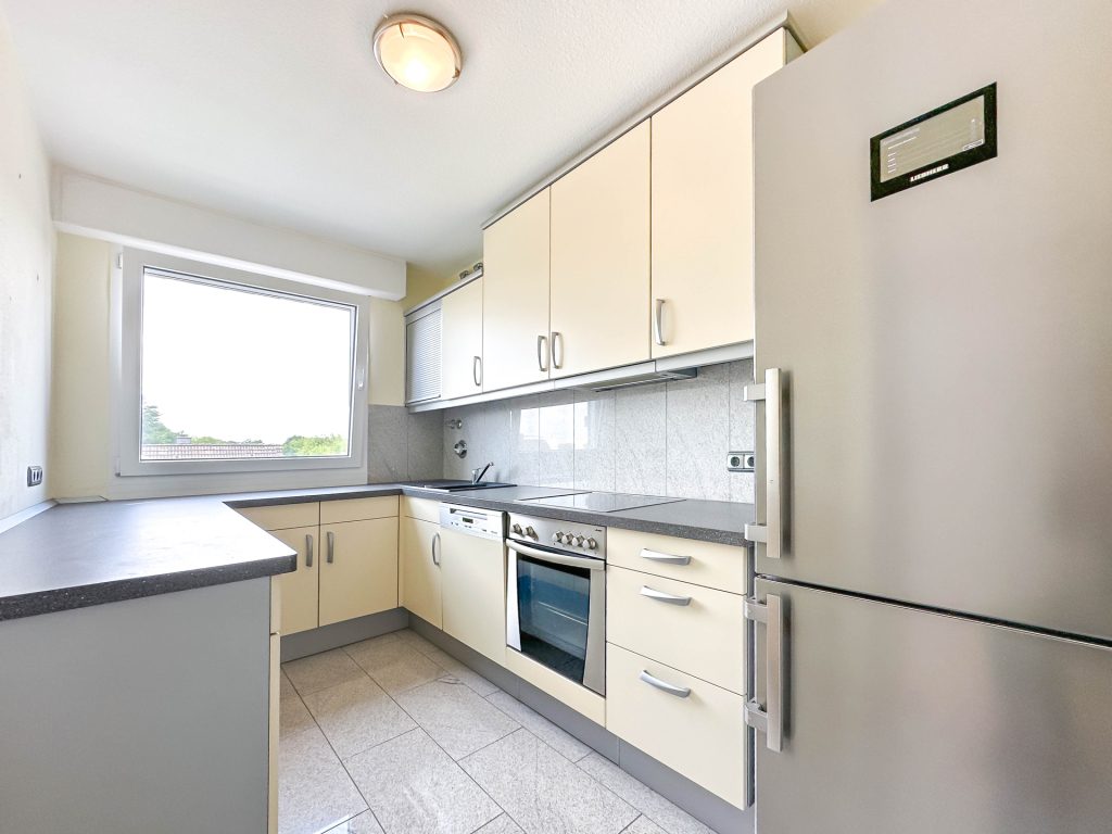 Küche Immobilienangebot - Bochum - Alle - 3,5-Raum-Wohnung mit Terrasse & Garage
in Wattenscheid