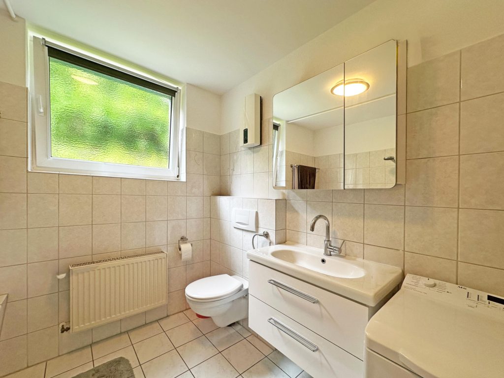 Tageslicht-Badezimmer Gartengeschoss Immobilienangebot - Bochum - Alle - Ein Angebot, das Sie nicht verpassen sollten
in Weitmar/ Munscheid