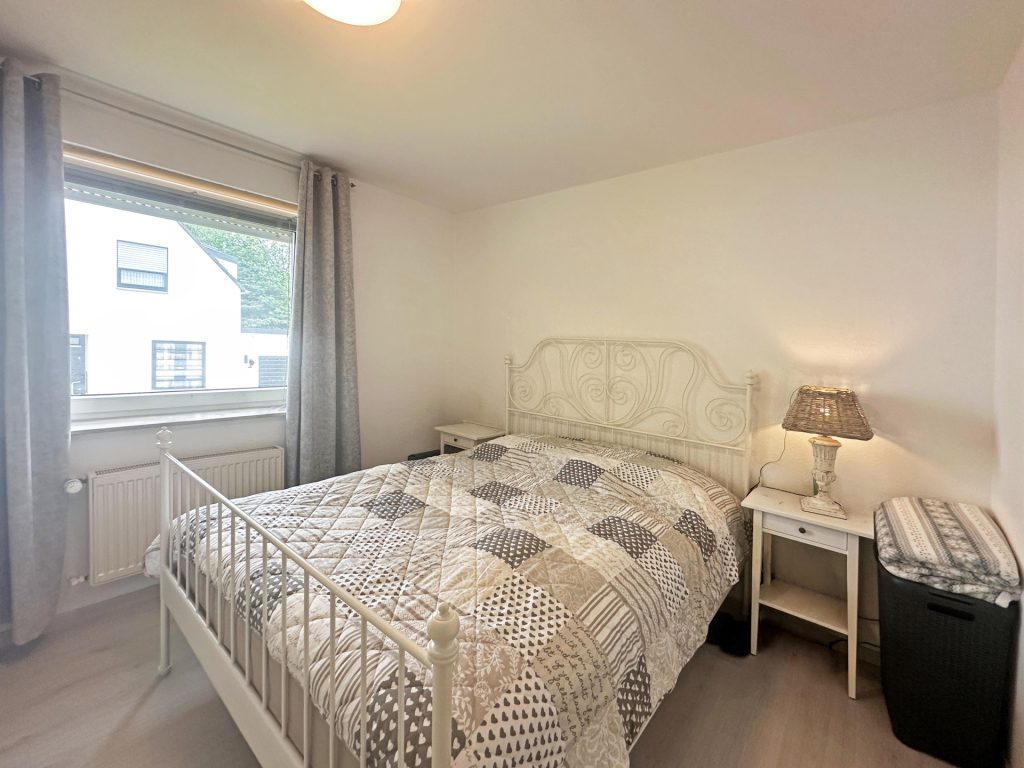 Schlafzimmer Gartengeschoss Immobilienangebot - Bochum - Alle - Ein Angebot, das Sie nicht verpassen sollten
in Weitmar/ Munscheid