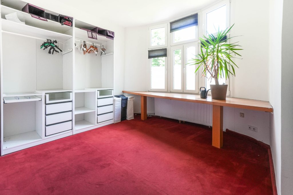Ankleidezimmer Immobilienangebot - Bochum - Alle - Ihr einzigartiges Altbauanwesen mit Geschichte
in Riemke