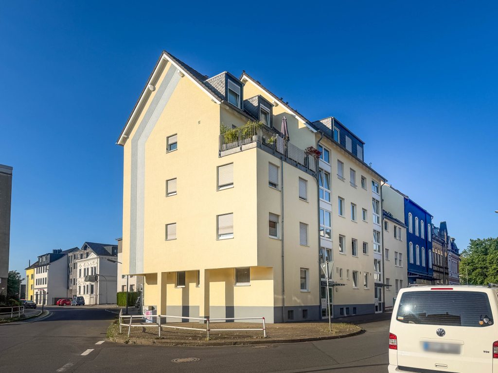 Immobilienangebot - Bochum - Alle - Sonnige 3,5-Zimmer Balkonwohnung
in Höntrop