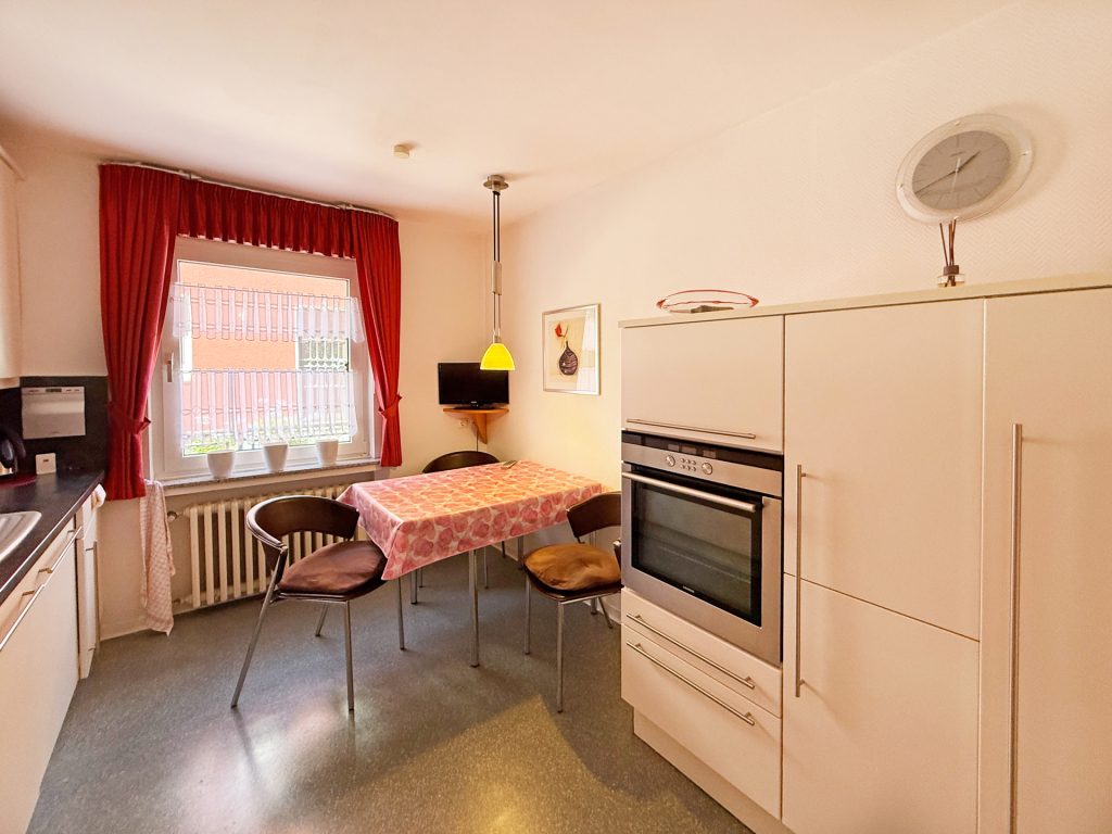 Weitere Ansicht Küche Immobilienangebot - Bochum-Querenburg - Alle - Charmante Doppelhaushälfte mit Garten
in Querenburg