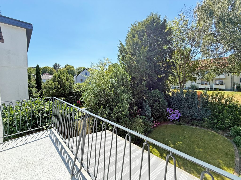 Sonnenbalkon Immobilienangebot - Bochum-Querenburg - Alle - Charmante Doppelhaushälfte mit Garten
in Querenburg