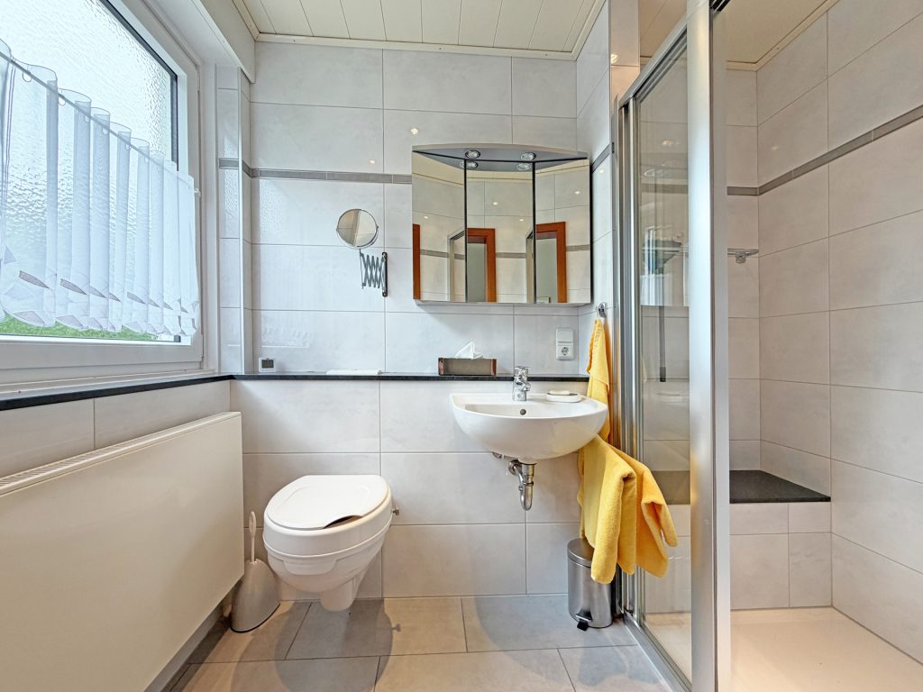 Badezimmer Immobilienangebot - Hattingen - Alle - Wohlfühlen leicht gemacht: Reihenhaus
in Hattingen-Niederwenigern