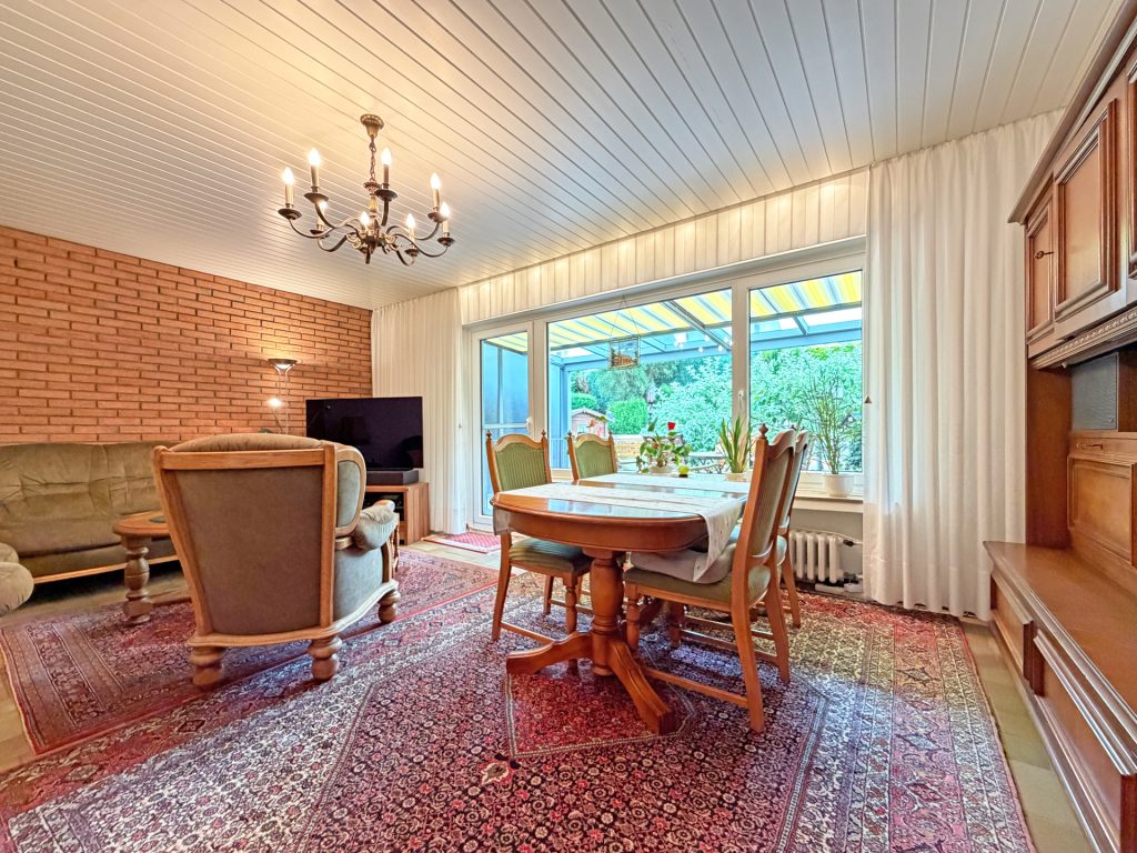 Wohnbereich Immobilienangebot - Hattingen - Alle - Wohlfühlen leicht gemacht: Reihenhaus
in Hattingen-Niederwenigern