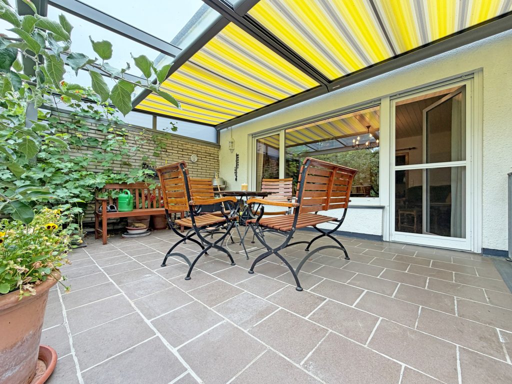 Terrasse mit hochwertiger Überdachung Immobilienangebot - Hattingen - Alle - Wohlfühlen leicht gemacht: Reihenhaus
in Hattingen-Niederwenigern