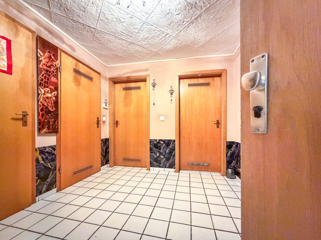 Geräumiger Flurbereich Immobilienangebot - Bochum - Alle - Zum Wohlfühlen: Zentrale 3,5 Zimmer
in Bochum