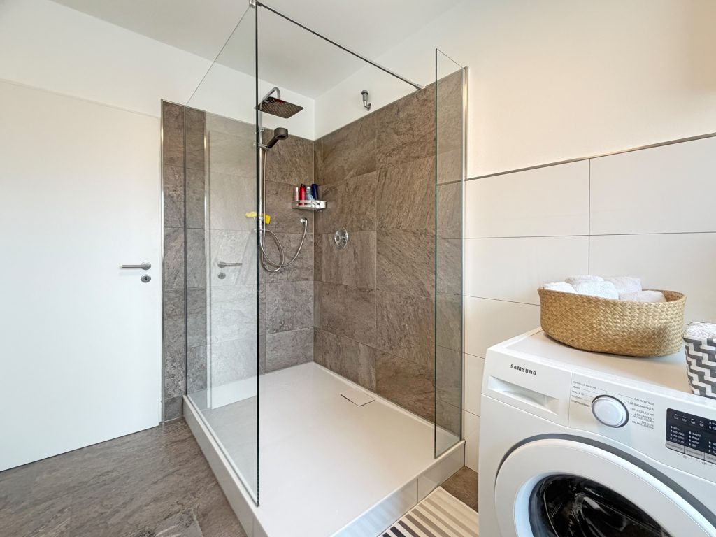 Badezimmer Immobilienangebot - Bochum - Alle - Wohnen mit Stil – ein Ort zum Ankommen
in Linden