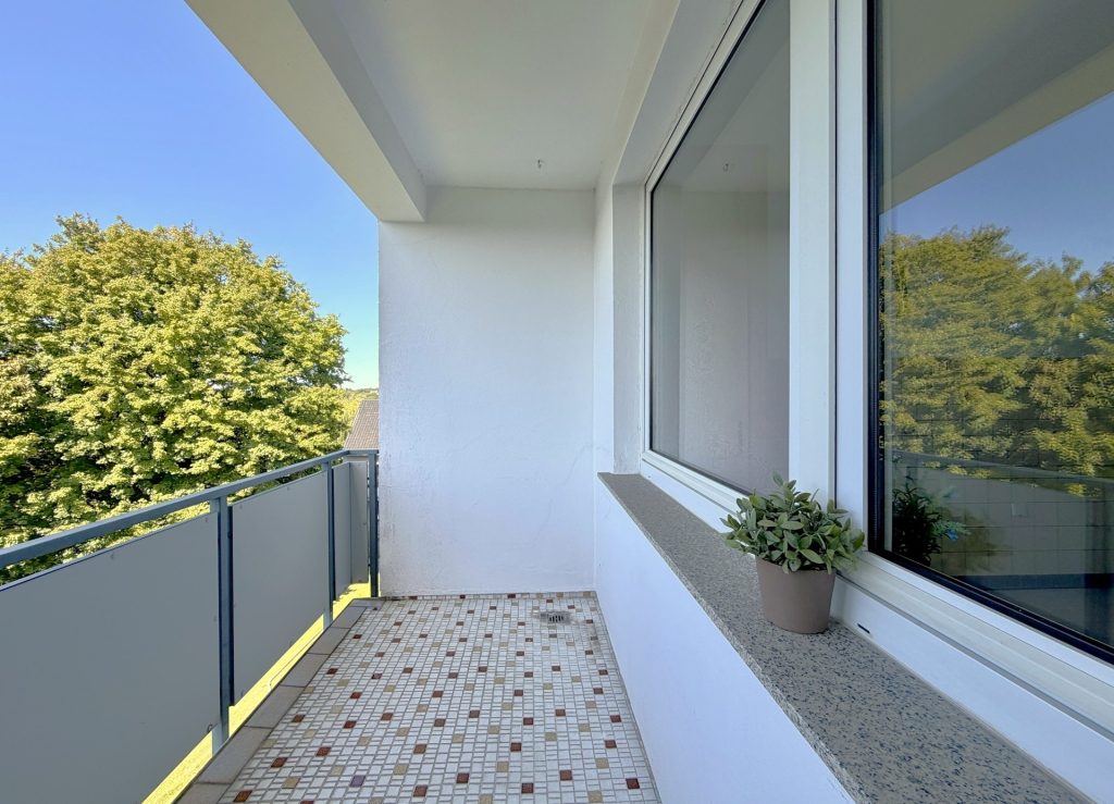 Loggia mit Westausrichtung Immobilienangebot - Bochum - Alle - Sonnige Aussichten
in Linden