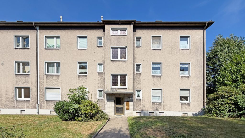 Vorderansicht Immobilienangebot - Bochum - Alle - Gut geschnittene Etagenwohnung
in Riemke