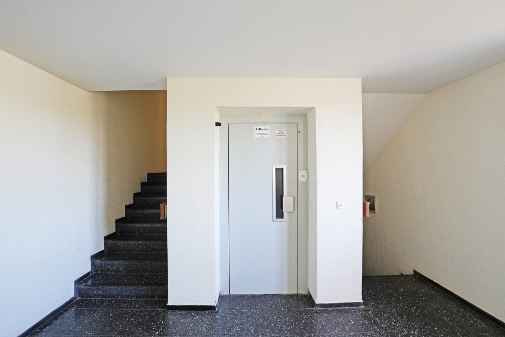 Aufzug Immobilienangebot - Bochum / Wiemelhausen - Alle - Großzügigkeit trifft Wohnkomfort
in Wiemelhausen