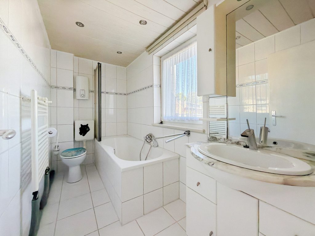 Immobilienangebot - Essen - Alle - Rohdiamant wartet auf seinen neuen Schliff
in Essen