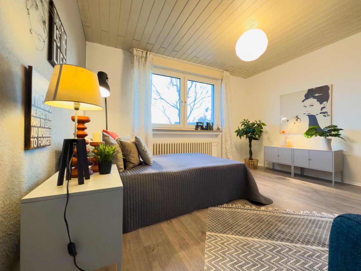 Immobilienangebot - Hamm - Häuser - Provisionsfrei für Käufer: Doppelhaushälfte mit Garage und Kamin in Hamm-Heessen