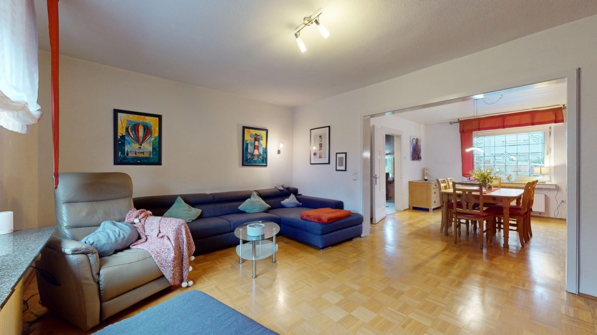 Immobilienangebot - Hamm - Häuser - Provisionsfrei für Käufer: Großzügiges Einfamilienhaus mit Garten, Garage und Pool in Top-Lage