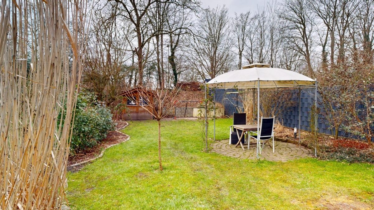 Immobilienangebot - Hamm - Häuser - Provisionsfrei für Käufer: Familienfreundliches Reihenendhaus mit Einliegerwohnung Garage und Garten
